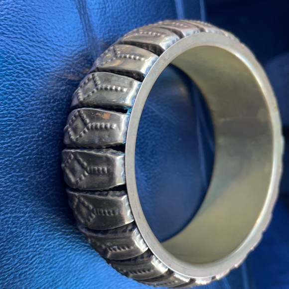 Vintage Brass Bracelet 1970’s 70s. Detailed carving etching repousse - Picture 6 of 6